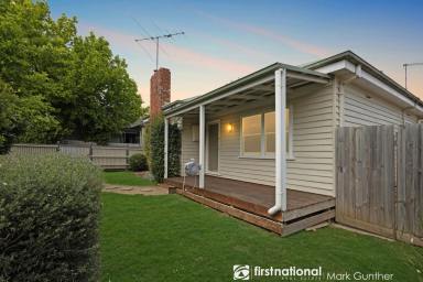 House For Sale - VIC - Healesville - 3777 - Character-Filled Cottage Moments from Healesville's Finest!  (Image 2)