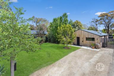 House Sold - VIC - Balnarring - 3926 - Arakoola - A Haven of Sophistication & Natural Elegance  (Image 2)