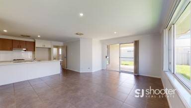 House For Lease - NSW - Dubbo - 2830 - Spacious Family Home  (Image 2)