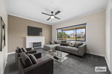 House For Sale - VIC - Ararat - 3377 - Affordable With Updates In Prime Position  (Image 2)