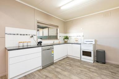 House For Sale - VIC - Mildura - 3500 - True Inner-City Location!  (Image 2)