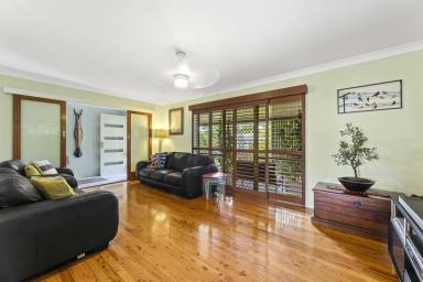 House For Sale - QLD - Centenary Heights - 4350 - Family Friendly with a BIG SHED!  (Image 2)