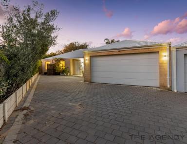 House For Sale - WA - Kardinya - 6163 - 7 BEDROOM FAMILY HOME  (Image 2)