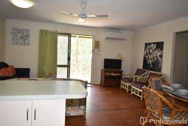 Unit Sold - QLD - East Mackay - 4740 - Move In Or Rent: Fully Furnished 2-Bedroom Unit in Resort Village!  (Image 2)