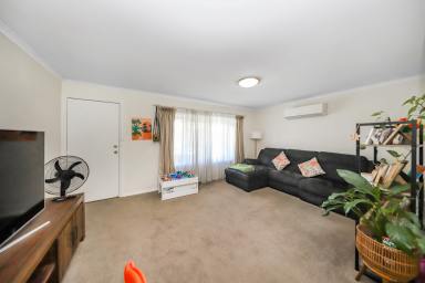 House Leased - NSW - Tumut - 2720 - 3 Bedroom Home  (Image 2)