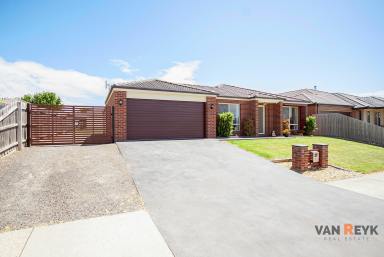 House For Sale - VIC - Eastwood - 3875 - Spacious Family Home with Modern Comforts and Great Shed!  (Image 2)