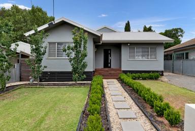 House For Sale - VIC - Mildura - 3500 - Family home with pool  (Image 2)