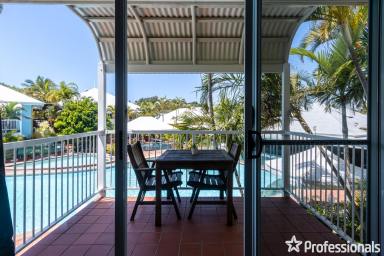 Unit For Sale - QLD - Dolphin Heads - 4740 - Poolside View!  (Image 2)