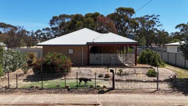 House For Sale - WA - Beverley - 6304 - Spacious Double Brick Home with Extensive Features on Nearly Half an Acre  (Image 2)