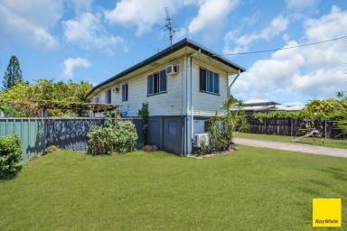 House Auction - QLD - Manunda - 4870 - High-Set Queenslander with loads of potential!  (Image 2)