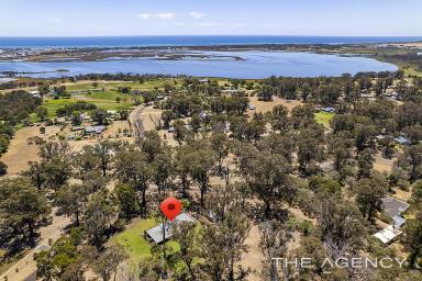 House For Sale - WA - Reinscourt - 6280 - Australian Country Styled Homestead - On Peaceful 4.42 Acres Close to Town! Home open 17/11/24 2.15 - 3pm  (Image 2)