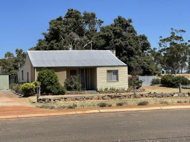 Acreage/Semi-rural Sold - WA - Wagin - 6315 - ESTATE SALE !!!!  (Image 2)