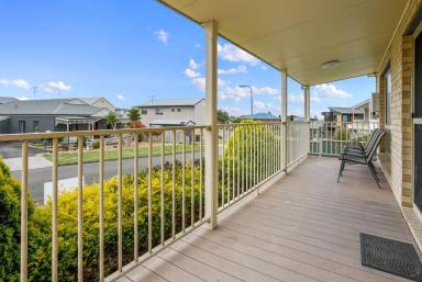 House For Sale - VIC - Apollo Bay - 3233 - Stunning Family Home in Apollo Bay!  (Image 2)