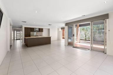 House Sold - VIC - White Hills - 3550 - Contemporary Easy Living - Quiet Locale  (Image 2)