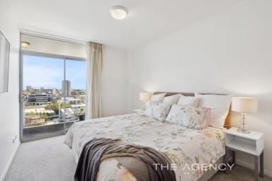 Apartment Sold - WA - Perth - 6000 - ENJOYING THE BEST OF BOTH WORLDS!!!  (Image 2)