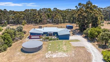 House For Sale - WA - Margaret River - 6285 - Breathtaking Modern Hideaway  (Image 2)