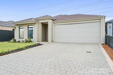 House For Sale - WA - Wellard - 6170 - Modern Elegance in the Private Sunrise Estate – 66 Daybreak Loop Wellard  (Image 2)