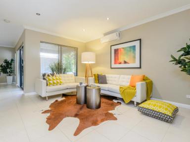 Townhouse For Sale - WA - Nollamara - 6061 - Stunning Rear Townhouse  (Image 2)