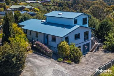 House For Sale - TAS - West Ulverstone - 7315 - Wonderful Family Home with Ocean Views!  (Image 2)