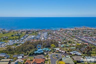 House For Sale - TAS - West Ulverstone - 7315 - Wonderful Family Home with Ocean Views!  (Image 2)