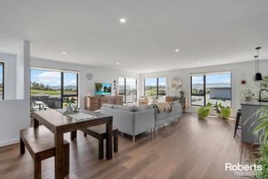 House For Sale - TAS - Legana - 7277 - Quality home with river views  (Image 2)