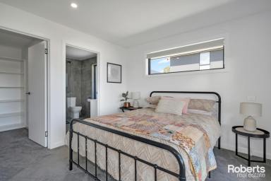 House For Sale - TAS - Legana - 7277 - Quality home with river views  (Image 2)