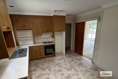 House Leased - NSW - Figtree - 2525 - 4 BEDROOM  HOUSE  WITH  1 BEDROOM GRANNY FLAT  (Image 2)