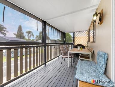 House Sold - NSW - Batehaven - 2536 - NRMA Holiday Park with direct access to Corrigans Beach....Pet friendly holiday Cabin !  (Image 2)