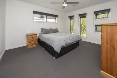 House For Sale - VIC - Swan Hill - 3585 - Ready For The Easy Life ?  (Image 2)