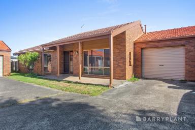 Unit For Lease - VIC - Pakenham - 3810 - Stylish & Convenient 3-Bedroom Gem in Central Pakenham  (Image 2)