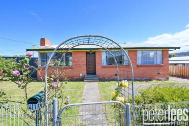 House For Sale - TAS - Ravenswood - 7250 - Charming 3-Bedroom Family Home with Development Potential  (Image 2)