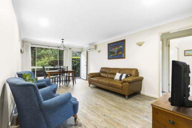 Unit Sold - QLD - South Toowoomba - 4350 - Tidy Two Bedroom Unit - Lake Annand Outlook!  (Image 2)