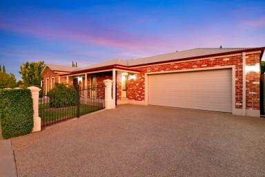 House For Sale - VIC - Mildura - 3500 - Stylish living  (Image 2)