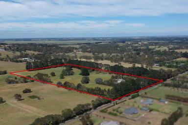 Acreage/Semi-rural Auction - VIC - Hamilton - 3300 - Opportunity awaits!  (Image 2)