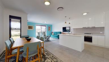 Duplex/Semi-detached Leased - NSW - Dubbo - 2830 - Luxury living!  (Image 2)