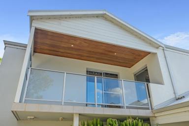 Unit For Sale - WA - Glendalough - 6016 - GET YOUR FOOT IN THE DOOR!  (Image 2)