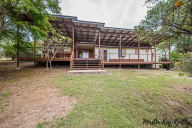 Lifestyle For Sale - QLD - Merlwood - 4605 - Home Grown Veggies, Raise Some Chooks, and Sip Wine on the Deck!  (Image 2)