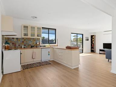 House For Sale - VIC - Toora - 3962 - Stylishly updated with all the hard work done  (Image 2)