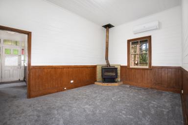 House For Sale - NSW - Dorrigo - 2453 - 1182*sqm block with rear lane access located in town  (Image 2)