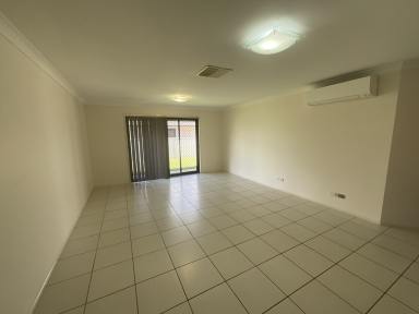 House Leased - NSW - Tamworth - 2340 - MODERN THREE BEDROOM HOME IN WESTDALE  (Image 2)