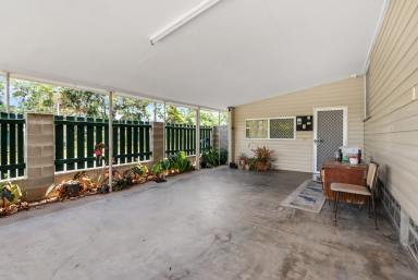 House For Sale - QLD - Mooroobool - 4870 - Low Set Queenslander - Side Access with Block Shed - 807m2 Corner Block - Pool  (Image 2)