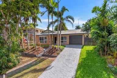 House For Lease - QLD - Bentley Park - 4869 - Elevated Home with Views - Full AC - 6x4 Shed - 13Kw Solar  (Image 2)