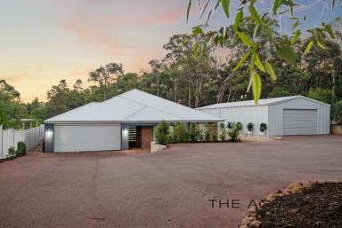 House For Sale - WA - Glen Forrest - 6071 - THE GREAT AUSTRALIAN DREAM...  (Image 2)