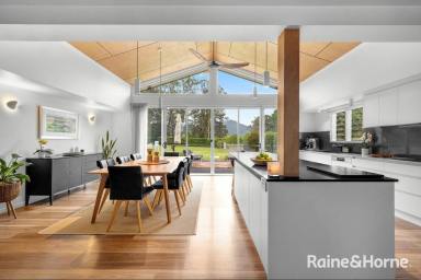 House For Lease - NSW - Tapitallee - 2540 - The Ultimate Entertainers Delight in Tapitallee  (Image 2)