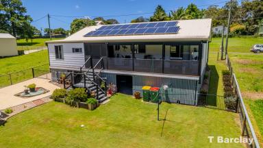 House For Sale - QLD - Russell Island - 4184 - Immaculate, Fully Furnished Home – Move In and Start Living!  (Image 2)