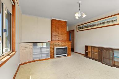 House For Sale - VIC - Portland - 3305 - Ideal First Home or Investment  (Image 2)