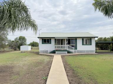 House For Sale - NSW - Pallamallawa - 2399 - ESCAPE EVERYDAY - QUIET COUNTRY LIFESTYLE  (Image 2)