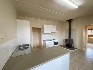 Unit For Lease - NSW - Cooma - 2630 - 2/7 Victoria Street Cooma  (Image 2)