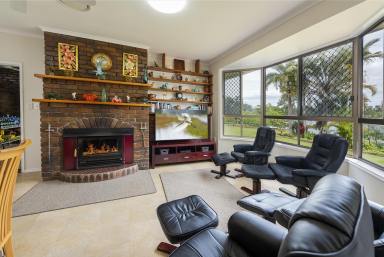 Lifestyle For Sale - QLD - Dunmora - 4650 - "Lake View Farm"  (Image 2)