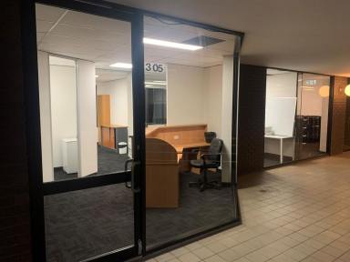 Office(s) For Lease - VIC - Melbourne - 3004 - Perfectly located office - fully furnished & secure parking  (Image 2)